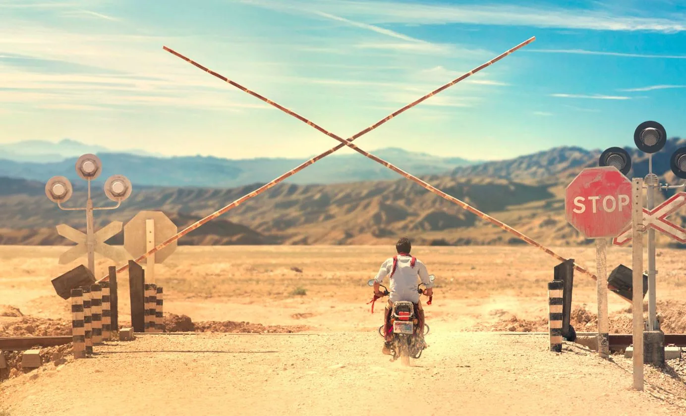 Cinematic still from Zwischenwelten